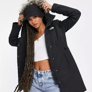 🇬🇧The North Face Zaneck parka jacket in black - BLACK